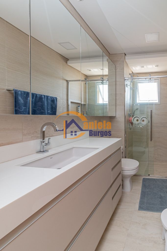 Lindo apartamento com vista para o mar