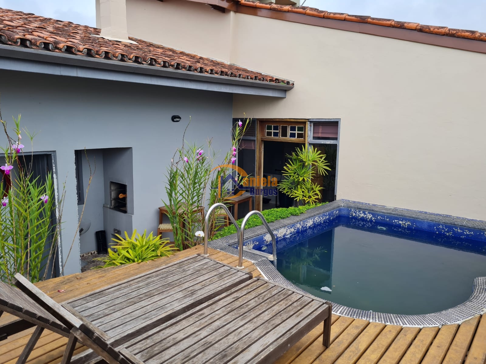 Cobertura em excelente localização