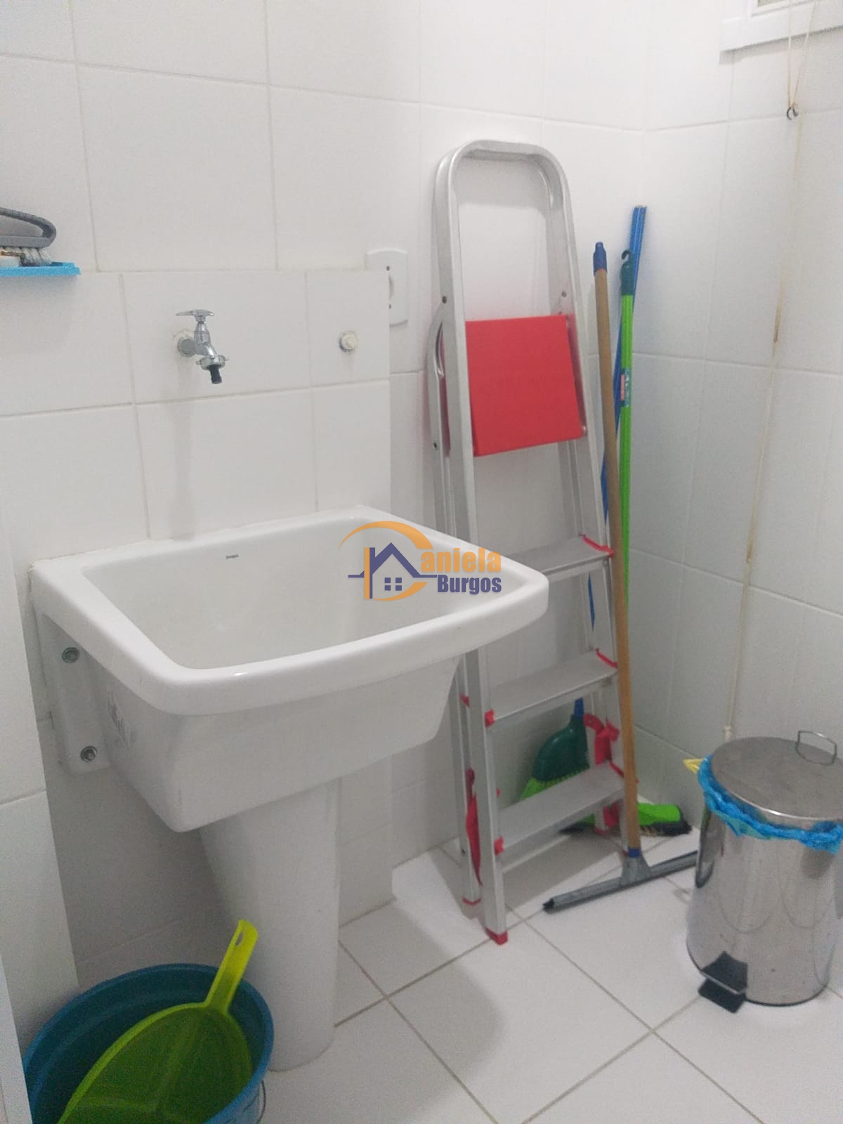 Lindo apartamento no itaguá